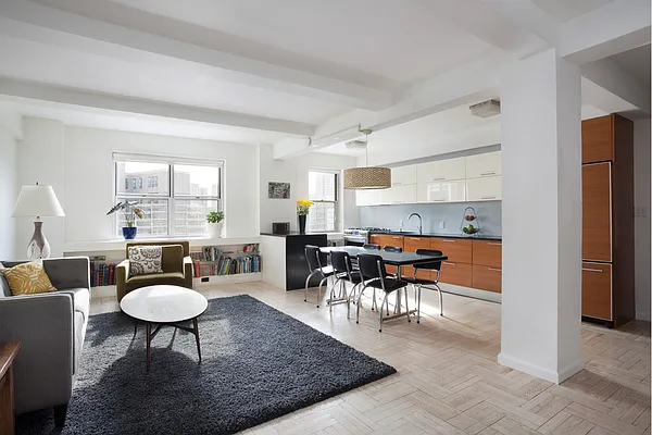 Sold by Stribling | media 11