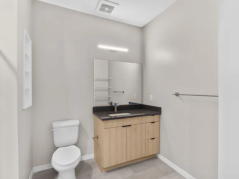The Keystone Apartments — Photo 172