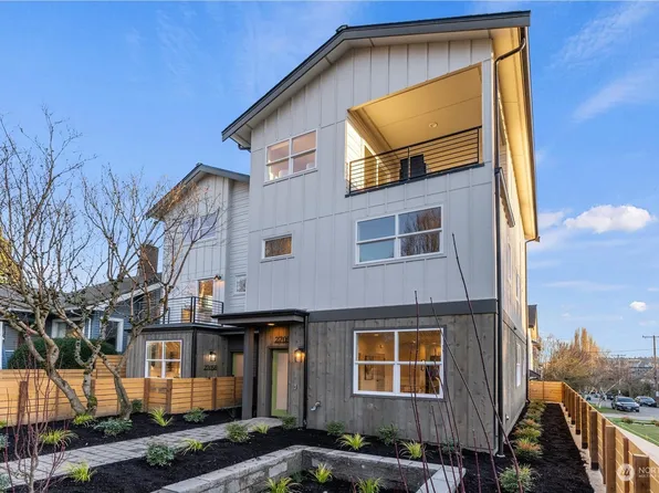 2705 NE 54th Street, Seattle, WA 98105