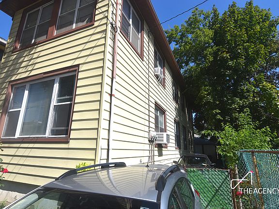 3rd image of 2231 E 18th St #Mf