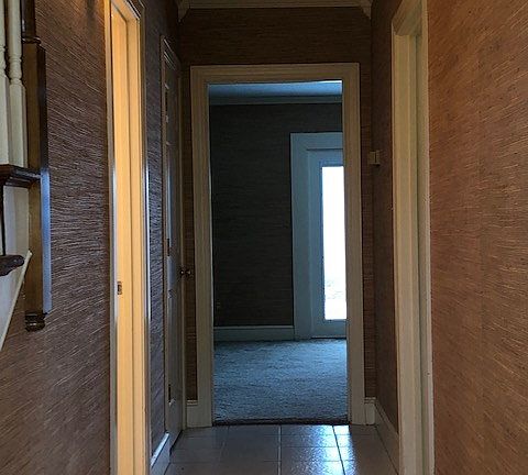 4th image of 402 Sutherlin Pl