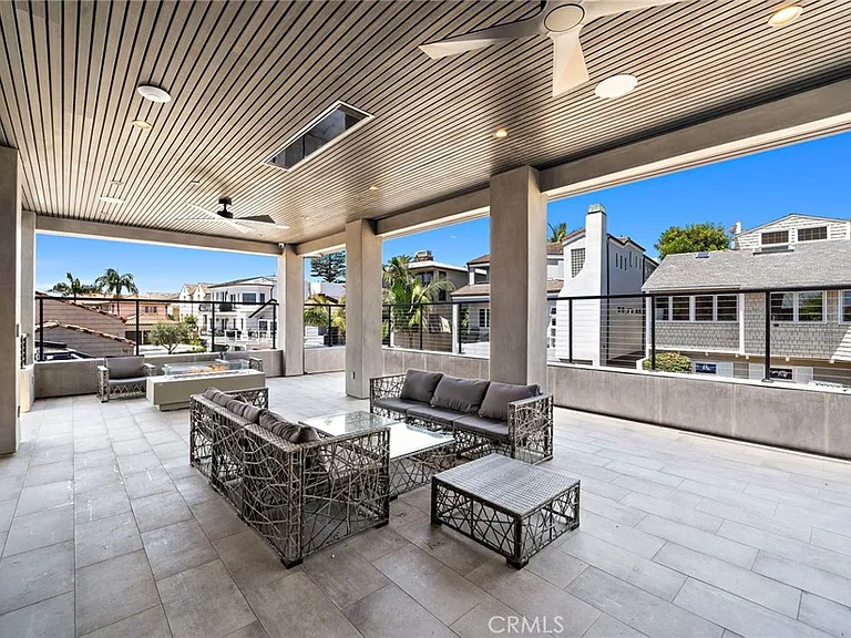 228 Hazel Dr — Photo 48