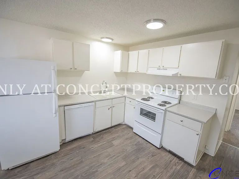Murray Place — Photo 14