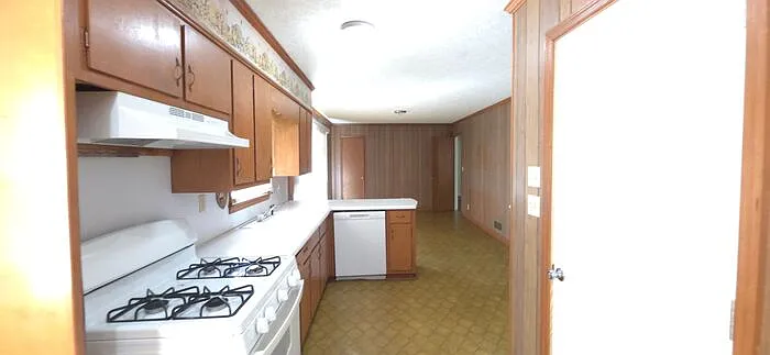 1382 Mary Dale Dr SW — Photo 4