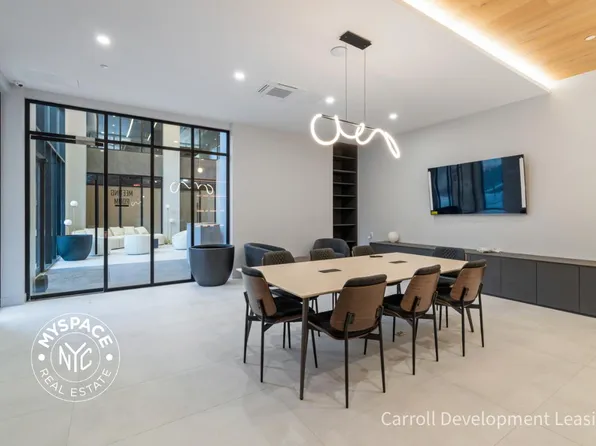 931 Carroll Street image 15 of 37