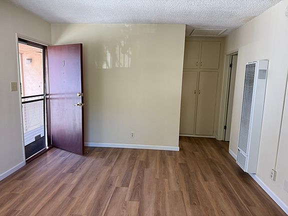 4th image of 330 E Fairview Ave APT 3