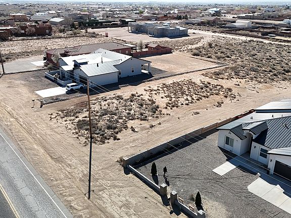 5th image of 600-604 Northern Blvd NE