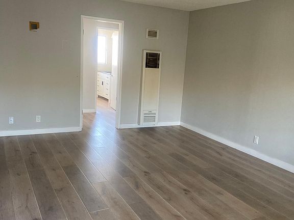 4th image of 3601 E Vermont St APT 7