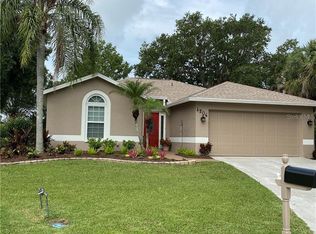 4206 70th Dr E, Sarasota, FL 34243