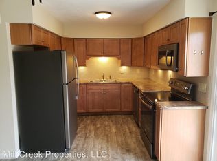3405 Winston Dr APT 1, Bettendorf, IA 52722