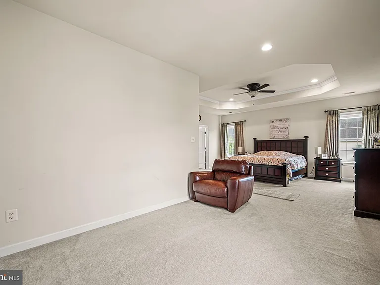 602 Dolmens Ln — Photo 30