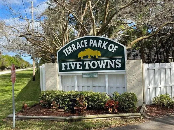 5925 Terrace Park Dr N Unit 110, Saint Petersburg, FL 33709