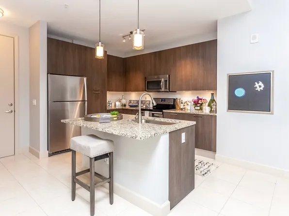 8800 NW 36th St #1100, Miami, FL 33178