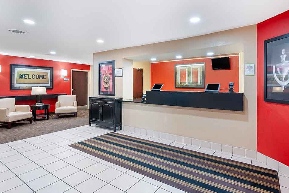Lobby and Guest Check-in
