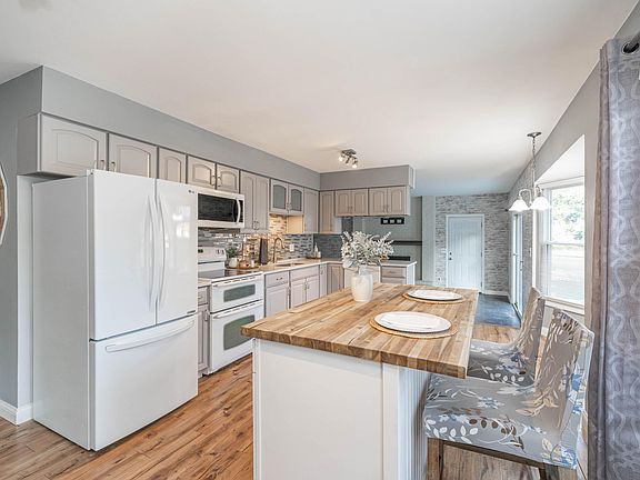 5th image of 259 Brentwood Dr