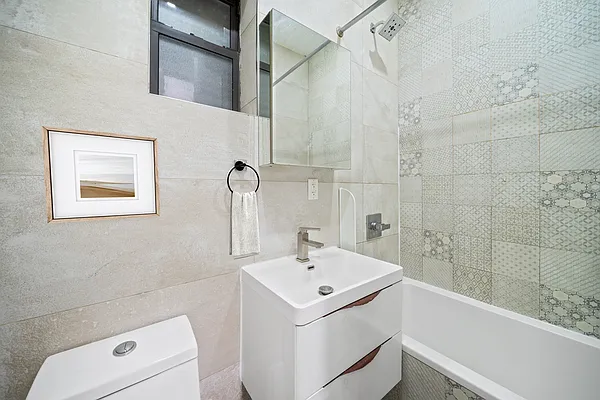 Rented by Vector New York, LLC | media 12