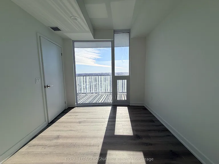 1 Fairview Rd E #1911 — Photo 14
