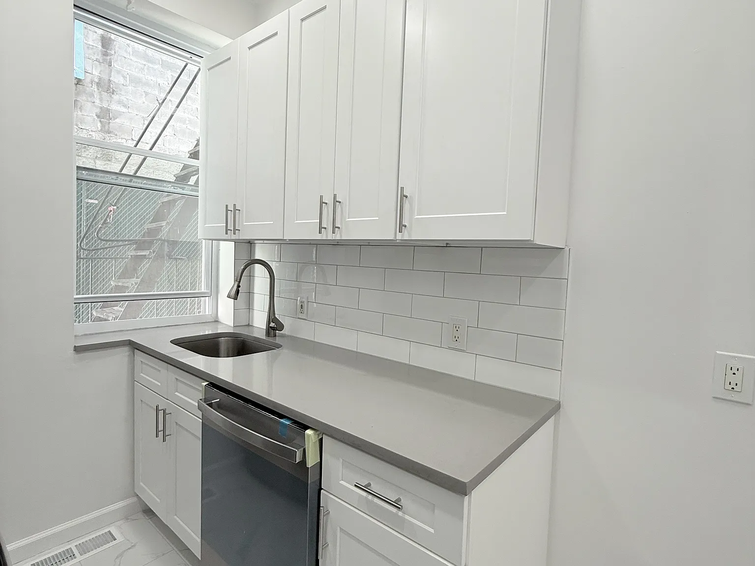 496 Grand Street — Photo 4