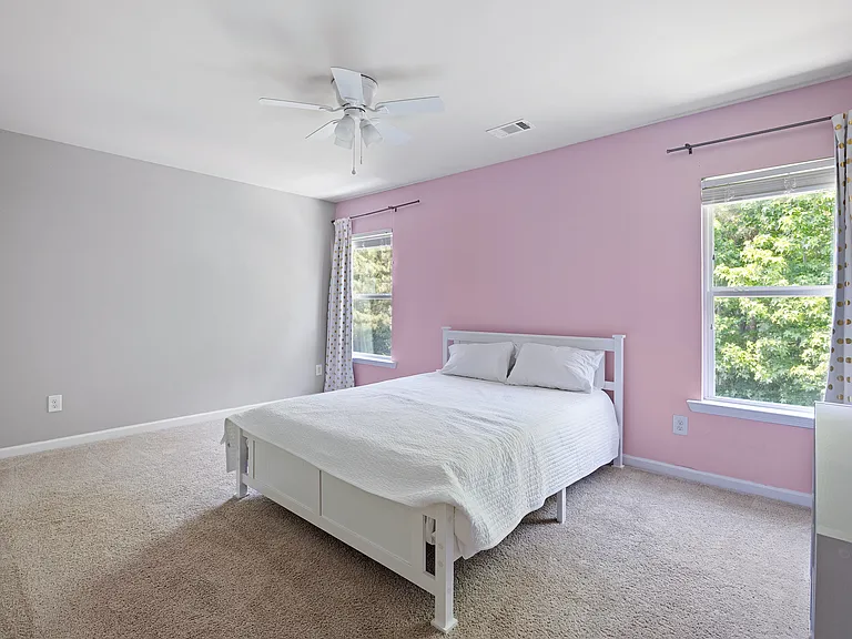 223 Jefferson Ave — Photo 27