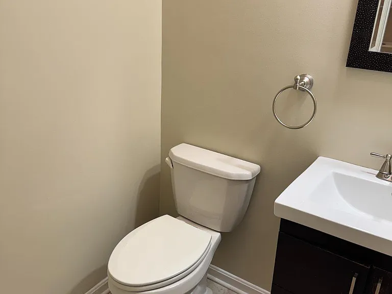 8825 Goose Landing Cir #8825 — Photo 34