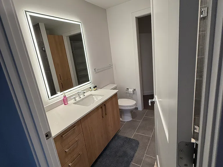 1212 Demonbreun St #711 — Photo 11
