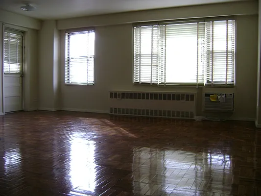 Rented by Kings & Queens | media 7