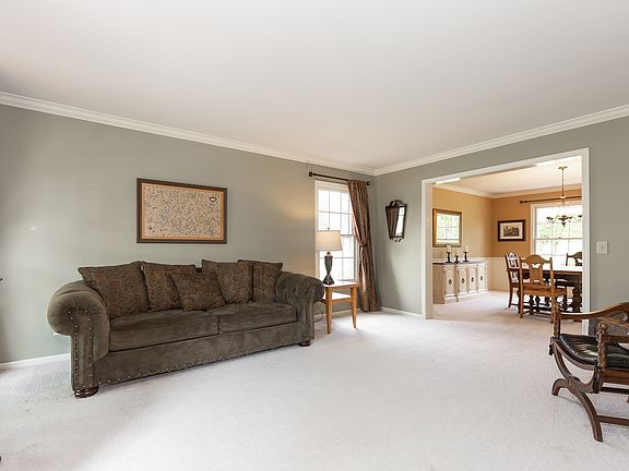 4th image of 2264 River Woods Dr