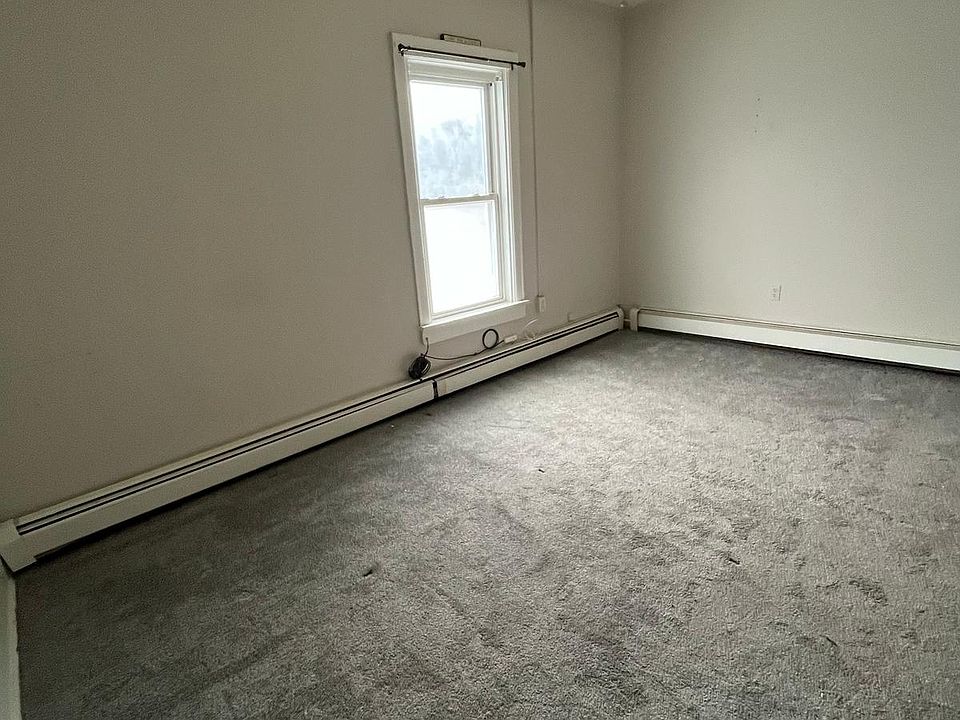 2nd image of 145 Main St #7