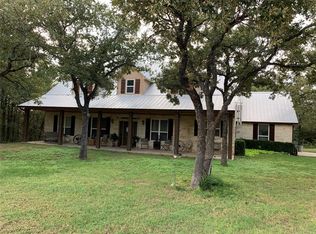 230 Spring Valley Rd, Paradise, TX 76073