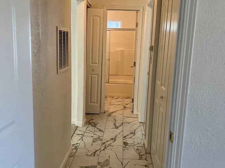 142 Alturas Ave #D — Photo 21