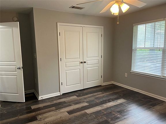 5th image of 1725 Harvey Mitchell Pkwy S APT 1715