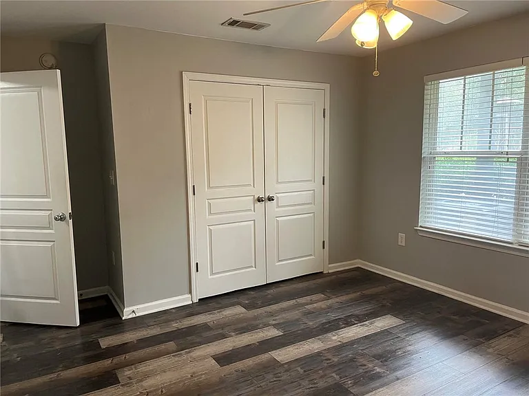 1725 Harvey Mitchell Pkwy S #1715 — Photo 5