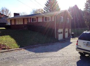 110 Hamilton Dr, Sewickley, PA 15143