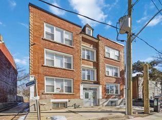 1 Leonard Ave #A-3, Toronto, ON M5T2P8