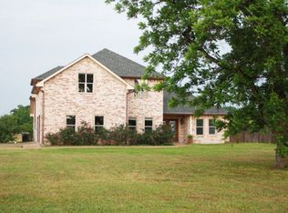 553 Clubhouse Dr, Corsicana, TX 75109