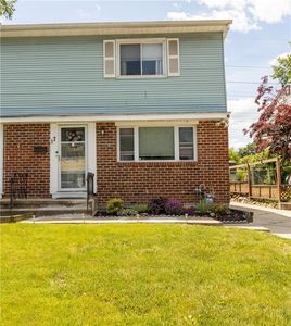 17 Hester Place, Garnerville, NY, 10923