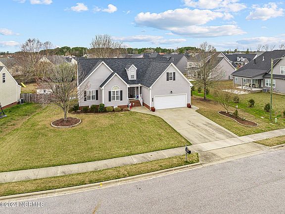 3rd image of 1001 Fox Chase Lane