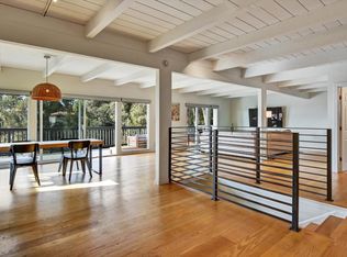 2323 Mastlands Dr, Oakland, CA 94611