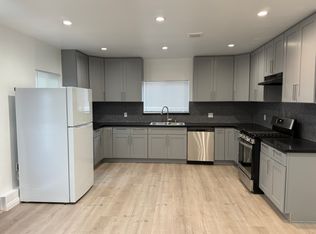 736 E 74th St #3/4, Los Angeles, CA 90001