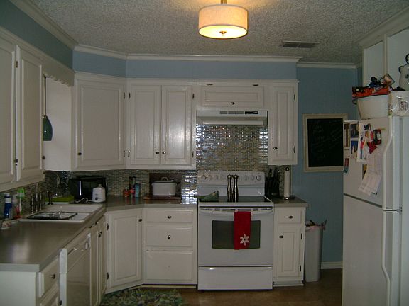 4th image of 707 W Bloodworth St