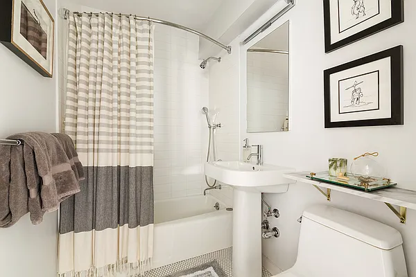 Sold by Corcoran | media 6