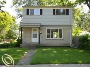 20370 E Eight Mile Rd, Harper Woods, MI 48225