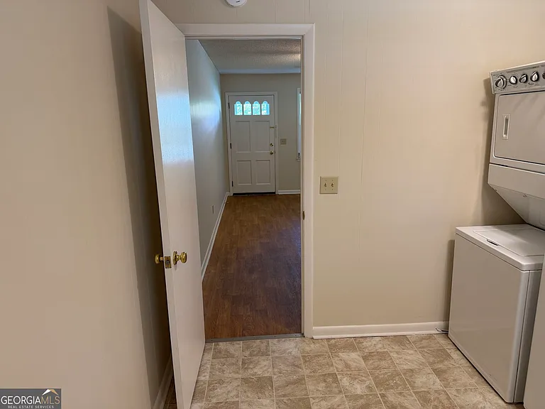 105 Donehoo St #A — Photo 8