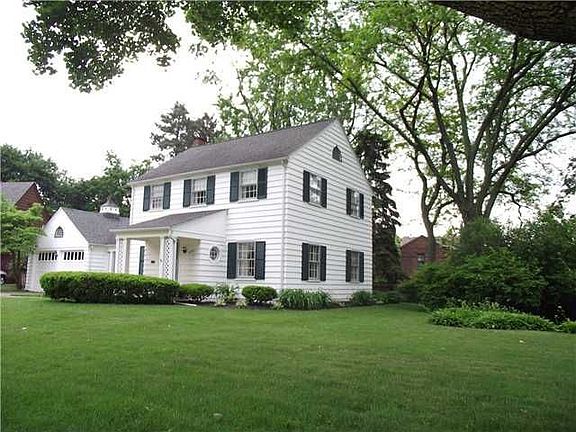 2nd image of 3155 Kylemore Rd