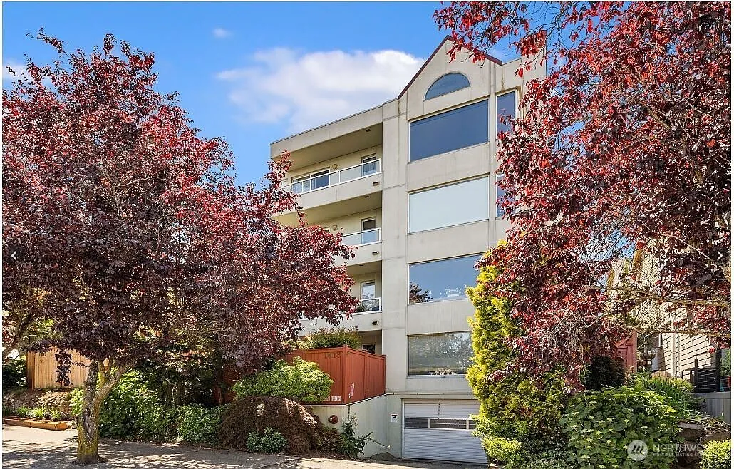 1613 California Avenue SW #101 photo 1