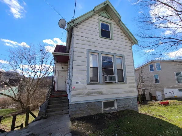 1687 Montrose St, Cincinnati, OH 45214