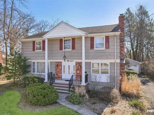 657 Lincoln Ave, Glen Rock, NJ 07452