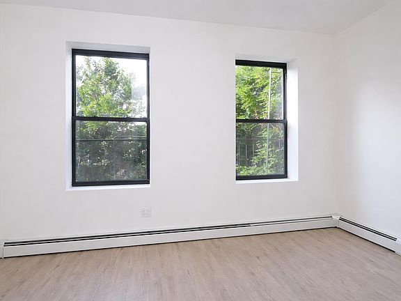4th image of 193 Jefferson Ave APT 3B
