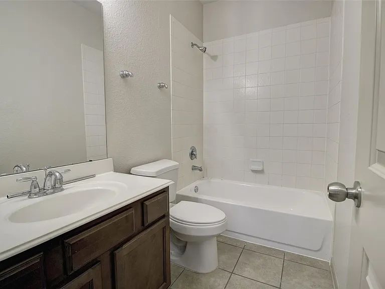 20311 Little Wing Dr — Photo 17