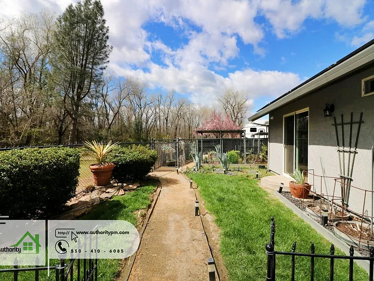 7740 Pit Rd — Photo 25